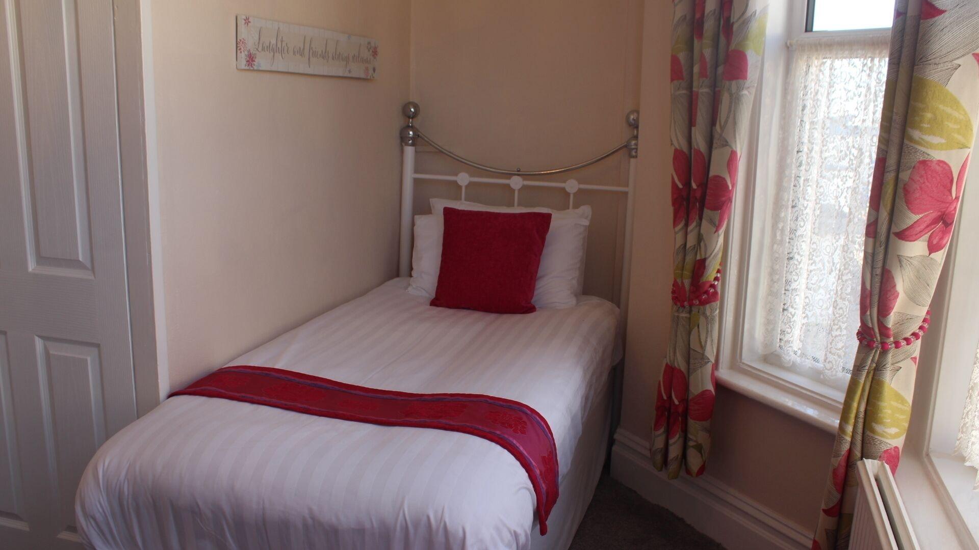 The Heidi Bed & Breakfast Southport Esterno foto