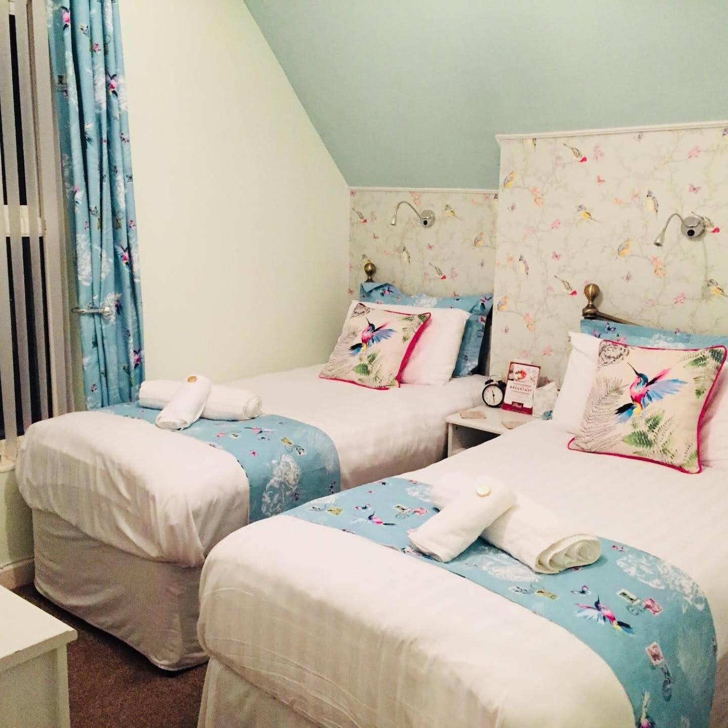 The Heidi Bed & Breakfast Southport Esterno foto