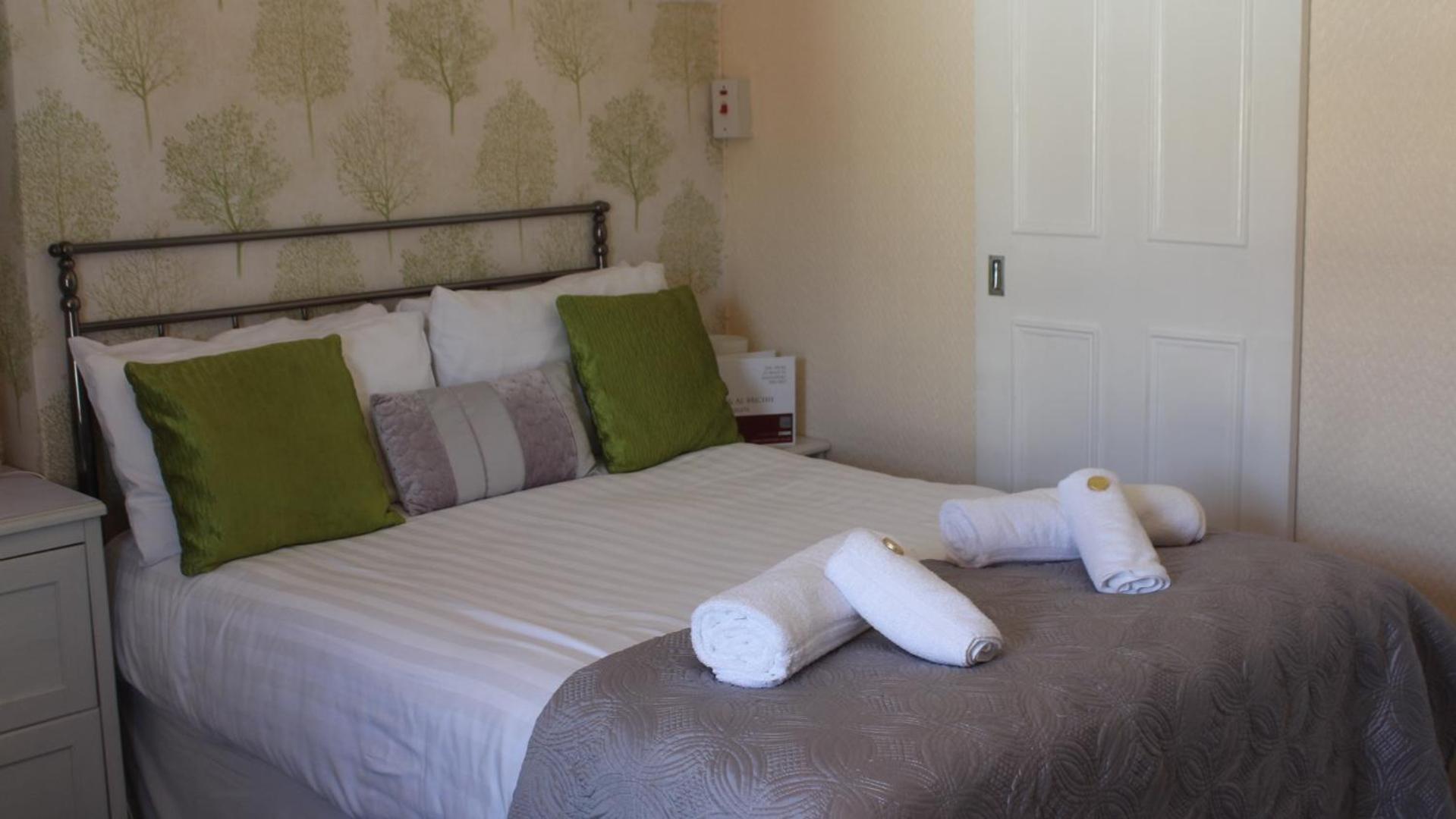 The Heidi Bed & Breakfast Southport Esterno foto